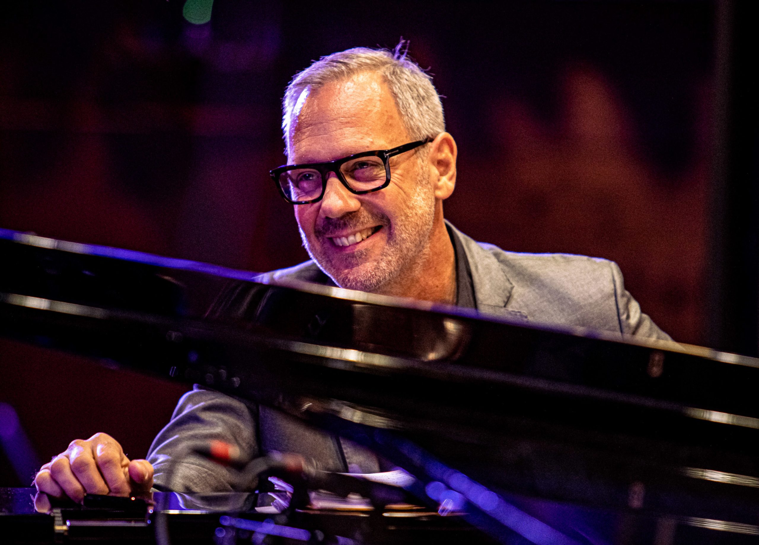 Thilo Wolf bringt bei der „Last Night“ der Opernfestspiele Heidenheim musikalische Welten zusammen.