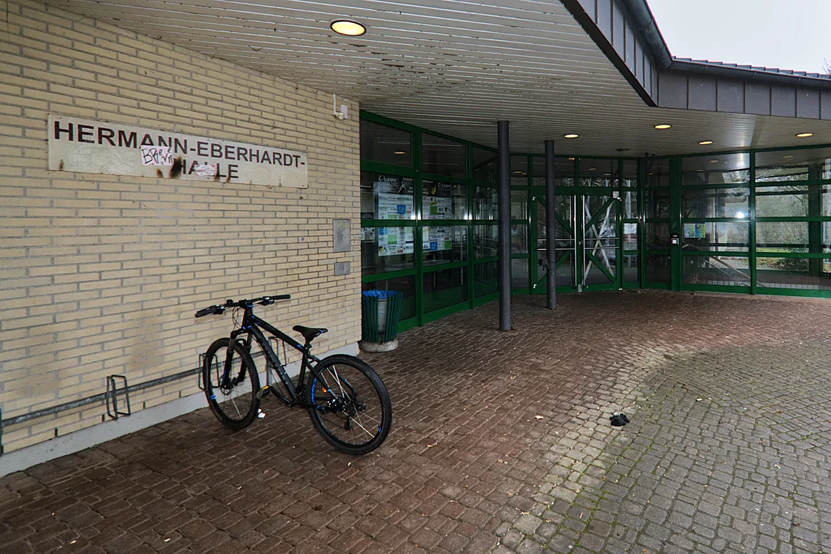 Der Sontheimer Gemeinderat hat eine Prioritätenliste für die Sanierungsmaßnahmen an der Hermann-Eberhardt-Halle verabschiedet. Zudem soll ein Reinigungs- und Hygienekonzept für die Halle erstellt werden.