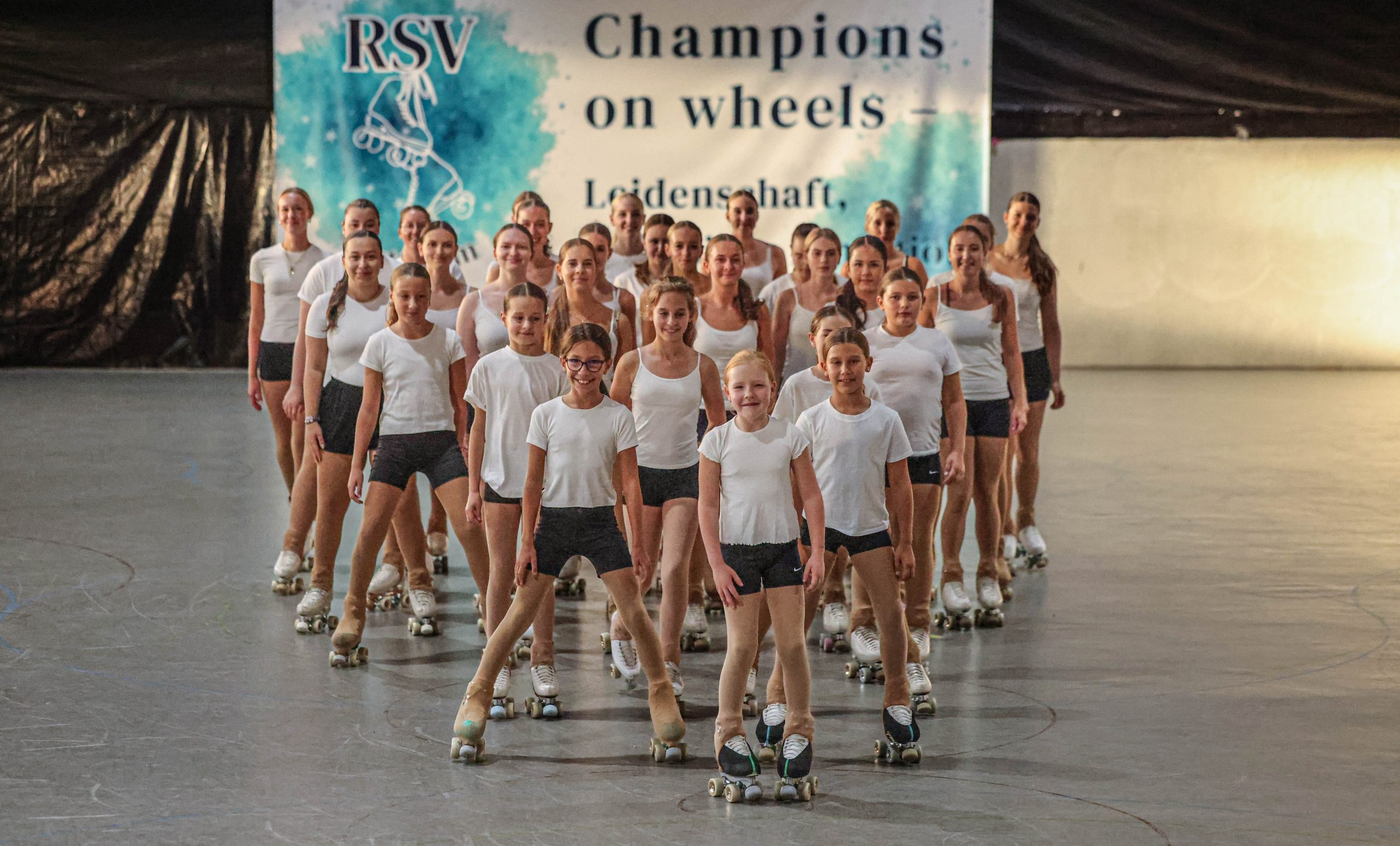 Die Rollkunstläuferinnen des RSV Nattheim trianieren derzeit intensive fürs neue Musical.