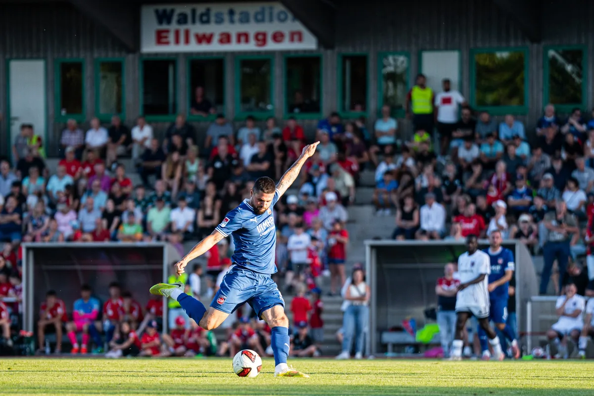 Marnon Busch und seine FCH-Kollegen setzten sich beim Freundschaftsspiel in Ellwangen mit 11:0 durch.
