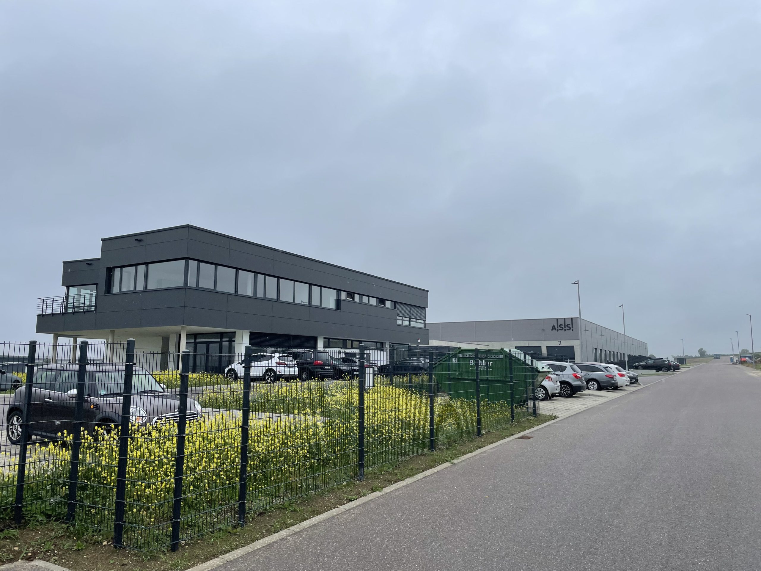 Kurz vor der Vermeldung der Insolvenz im September des vergangenen Jahres vollzog das Unternehmen den Umzug in das neue Gebäude im Neresheimer Gewerbegebiet „Im Riegel“. 