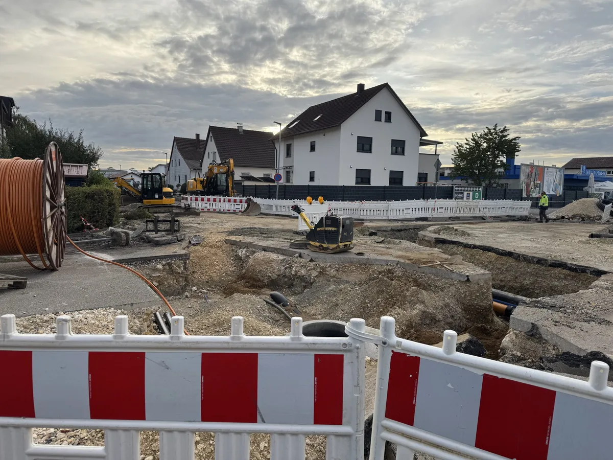 IMG_3425 Auch beim diesjährigen Stadtlauf führt die Strecke über die Kreuzung Hähnlestraße/Riedstraße. Möglich, dass es einer alternativen Route bedarf.
