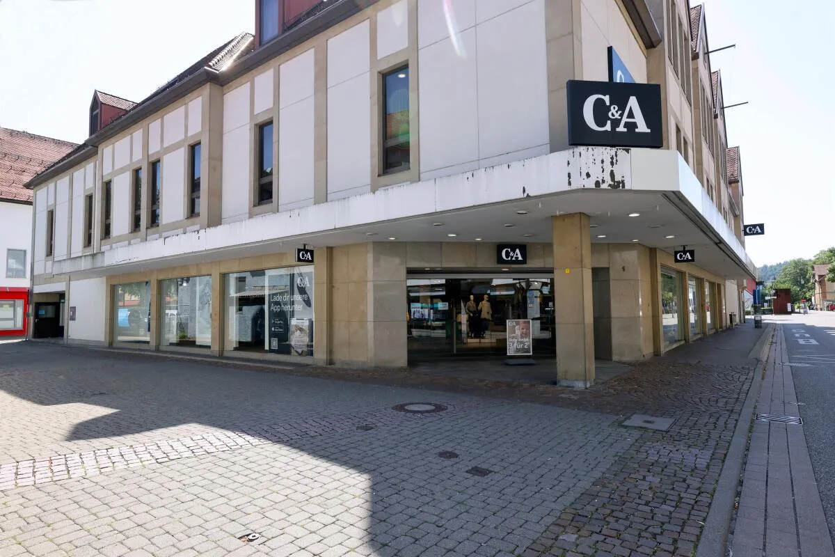 Das C&A-Modehaus an der August-Lösch-Straße in Heidenheim gehört seit über 40 Jahren zum Innenstadthandel.