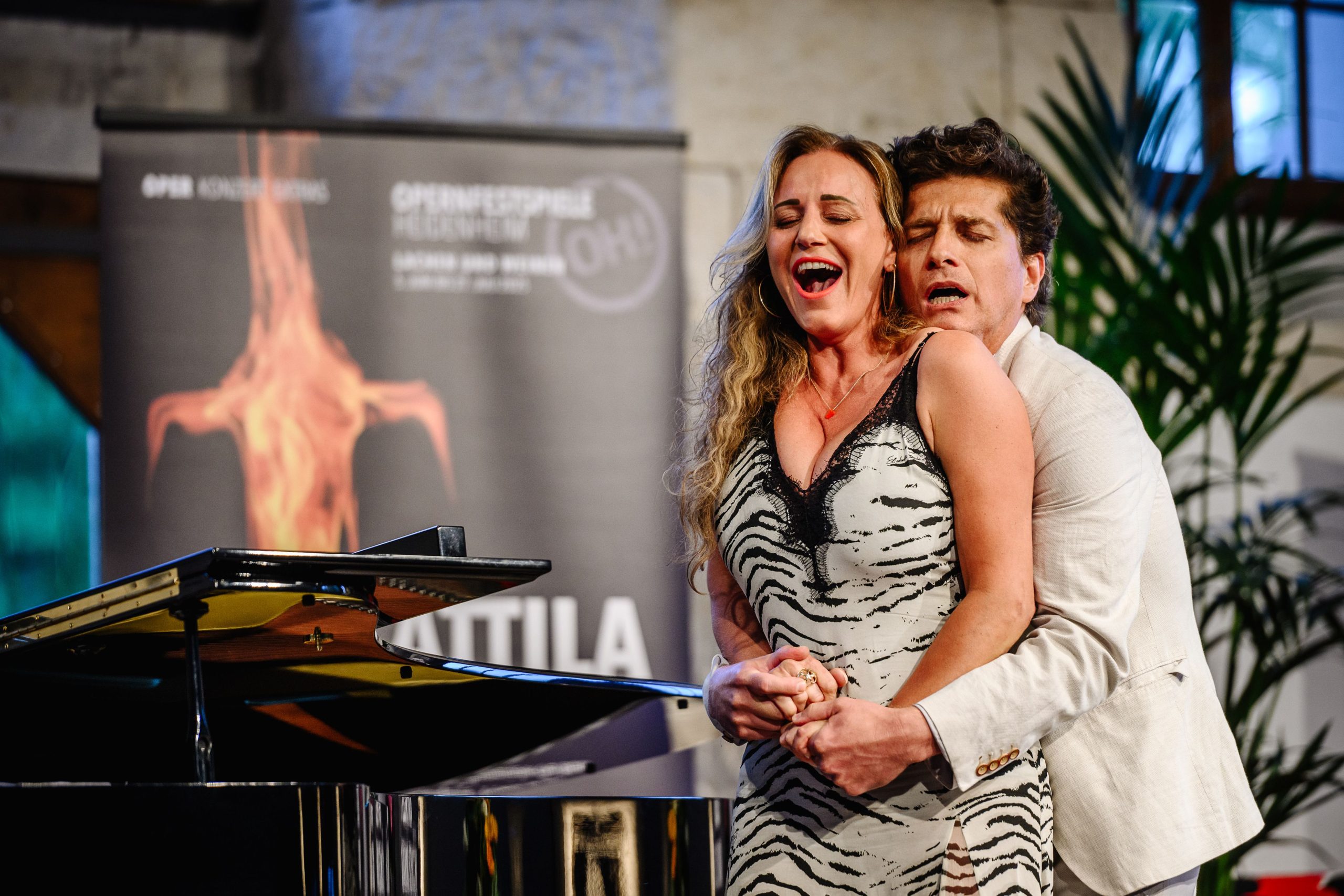 Solistinnen und Solisten der Opernfestspiele Heidenheim sind in Königsbronn hautnah zu erleben.