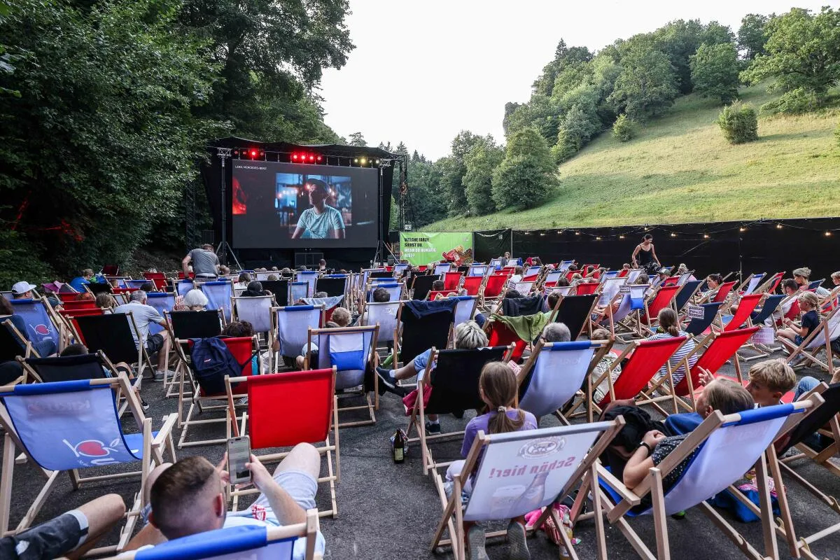 Der Hirschtal-Wanderparkplatz bei Steinheim wird auch dieses Jahr wieder das Open-Air-Kino beherbergen.