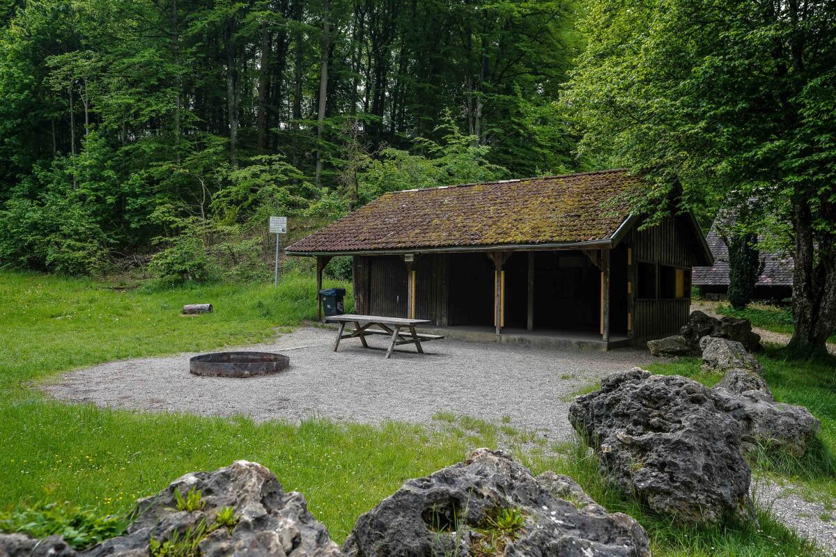Die Grill- und Wachshütte beim Sportplatz Tal in Nattheim war in die Jahre gekommen.