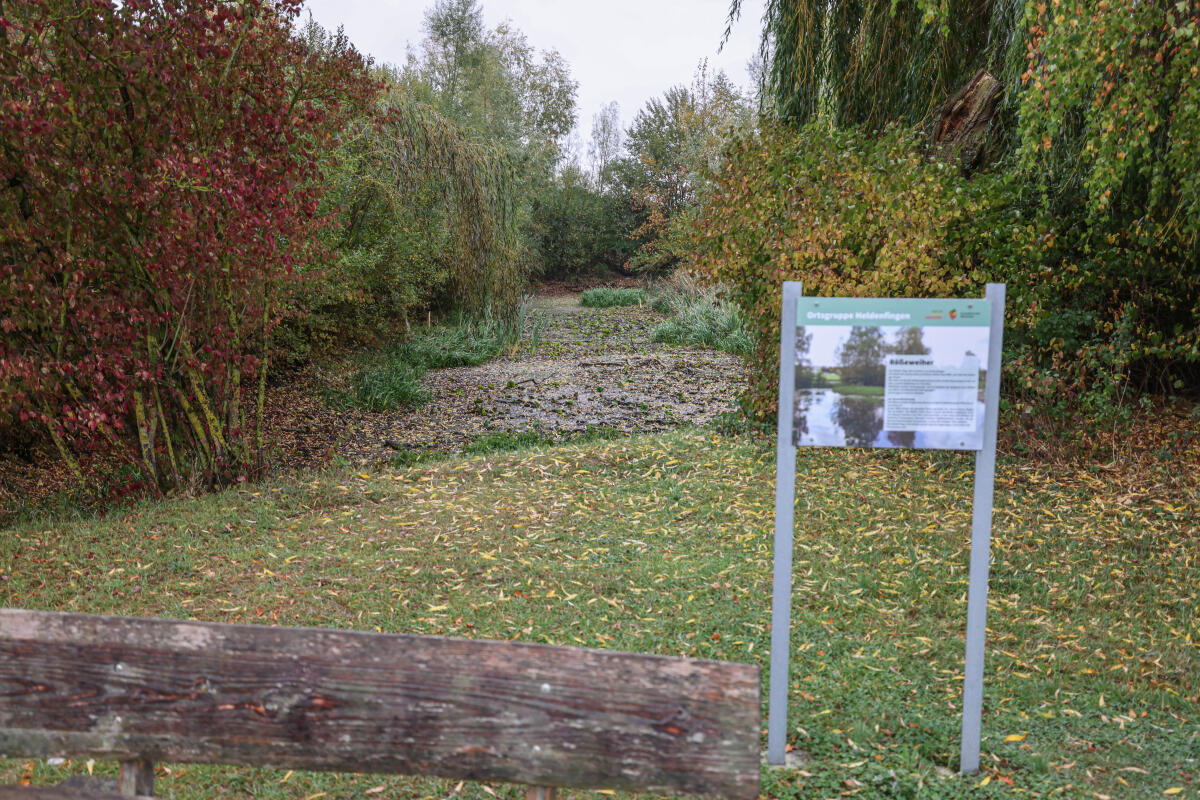 Wo vor Kurzem noch der Rößeweiher in Heldenfingen war, ist vom Wasser nichts mehr zu sehen.