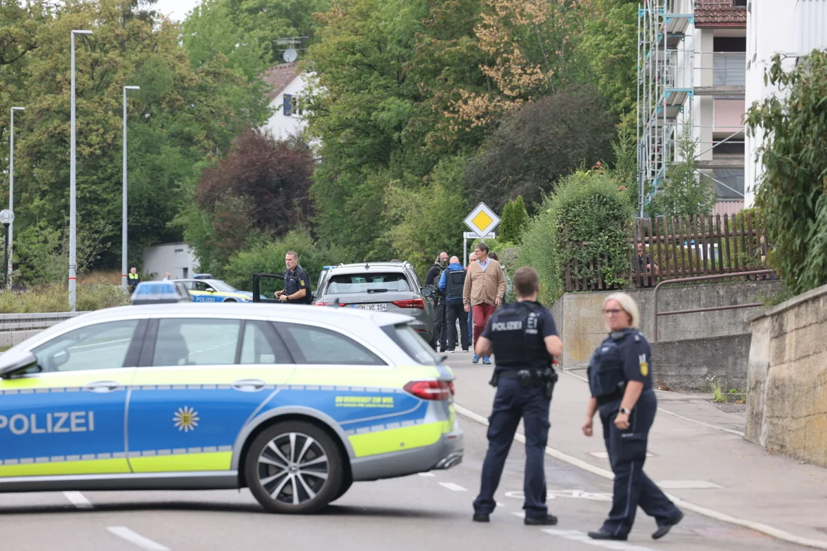 Polizei und SEK im Einsatz am Dienstagnachmittag an der Heidenheimer Bergstraße.