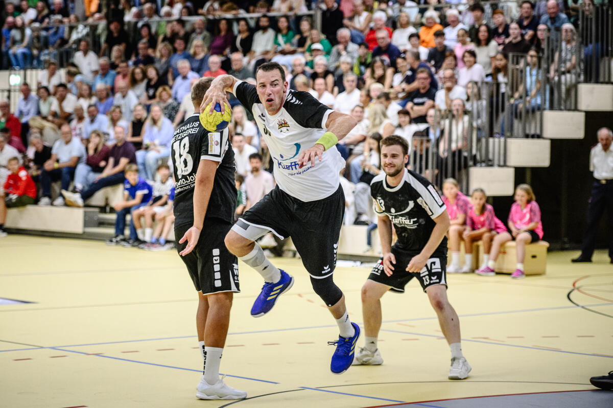 Nichts verlernt: Weltmeister Dominik Klein zeigte in der Wentalhalle seine handballerische Klasse und erzielte sieben Tore.