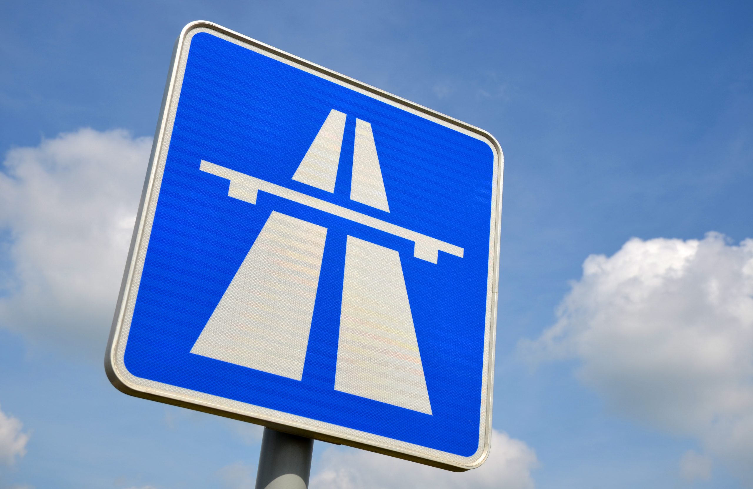 Auffahrt zur Autobahn, Symbolfoto