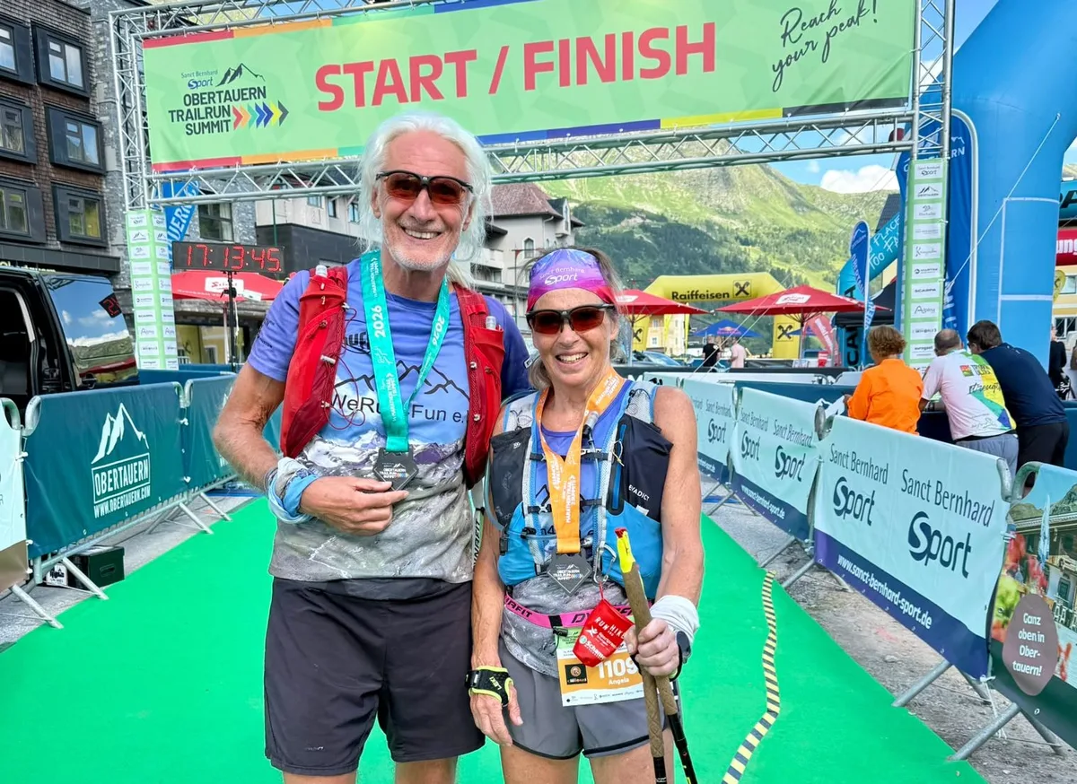 IMG-20260715-WA0002 Trotz Schmerzen und kurioser Begegnung auf der Strecke: Manfred Wicht und Angela Wegele hatten im Ziel ihr Lachen wiedergefunden.