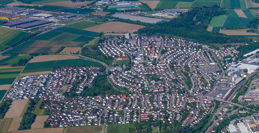 Über den Anschluss mit Glasfaser durch die Telekom in der Südstadt wird derzeit verhandelt.