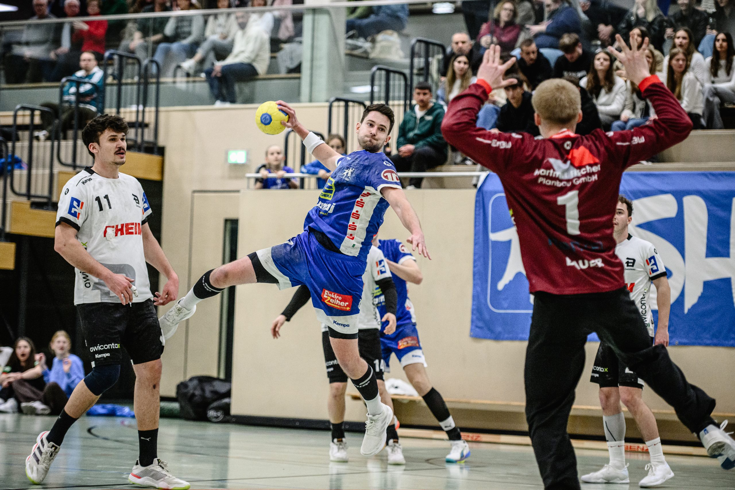In Aktion: Rene Kraft, Kapitän der Verbandsliga-Handballer der Spielgemeinschaft Herbrechtingen/Bolheim&nbsp;– hier in der vergangenen Saison gegen Deizisau.