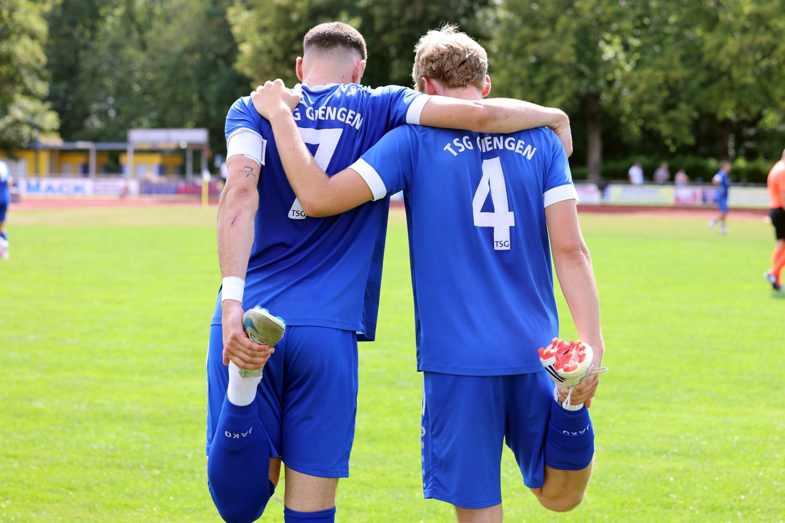 Seite an Seite: Die Fußballer der TSG Giengen gehen personell verstärkt in die neue Saison in der Kreisliga A3.