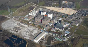 Ehemaliges AKW-Gelände Gundremmingen Das Gelände des ehemaligen AKW Gundremmingen: Dort, wo fast 40 Jahre lang Strom aus Kernenergie erzeugt wurde, soll nach dem Wunsch der bayerischen Staatsregierung in rund 15 Jahren Deutschlands erstes kommerzielles Fusionskraftwerk ans Netz gehen.