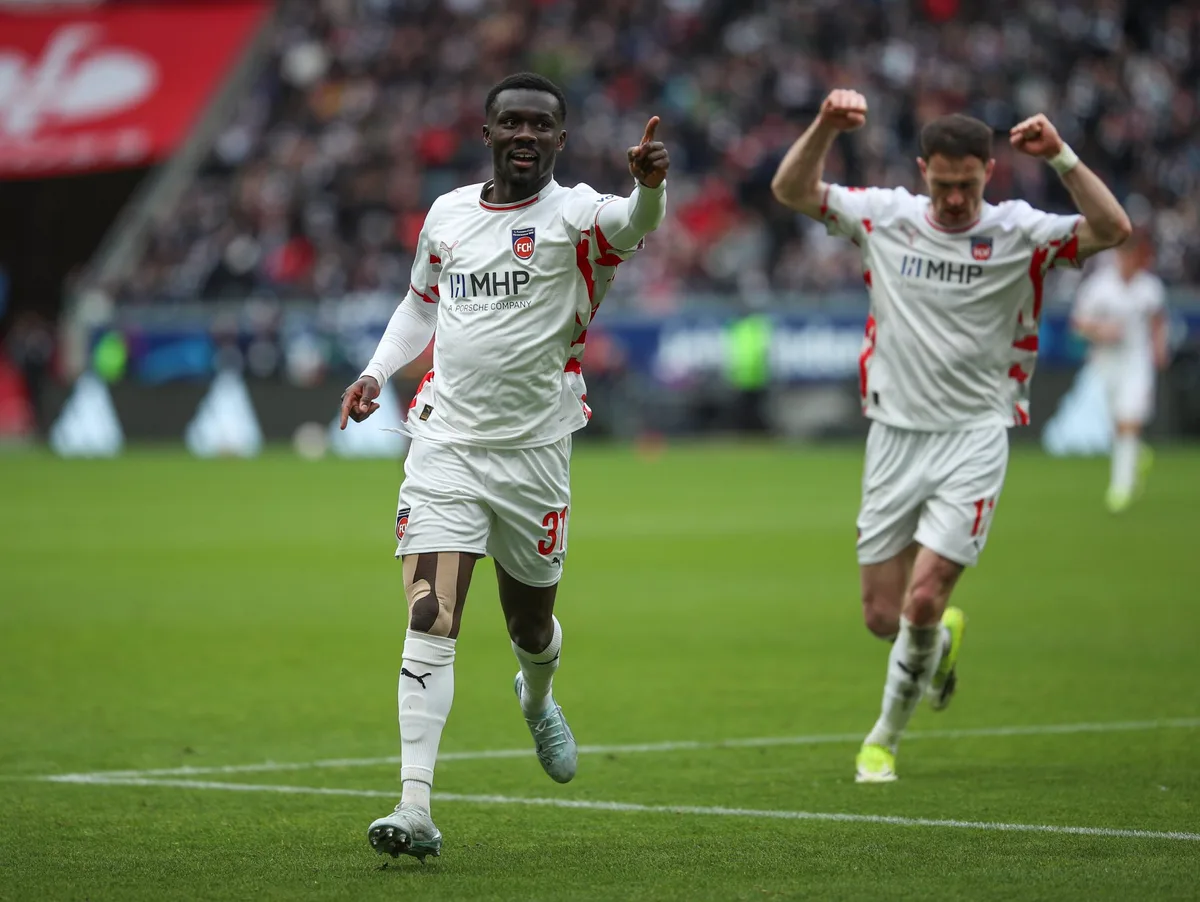 So würden Fans des 1. FC Heidenheim Sirlord Conteh gerne wieder sehen. Der 30-Jährige arbeitet an seinem Comeback.