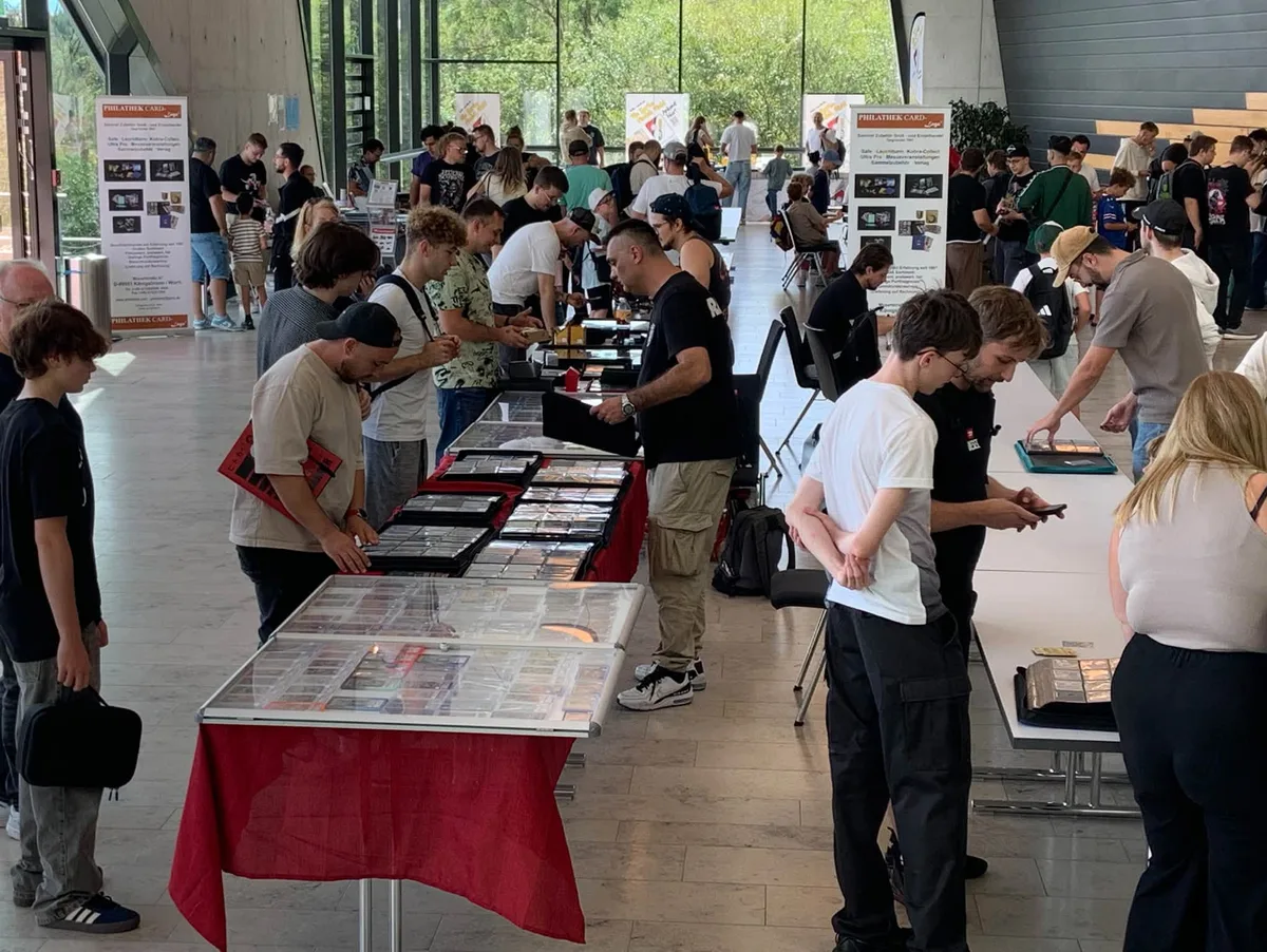 1.Philathek_Cardmesse_September2026 Die erste Sammelkarten-Messe in Heidenheim war gut besucht.