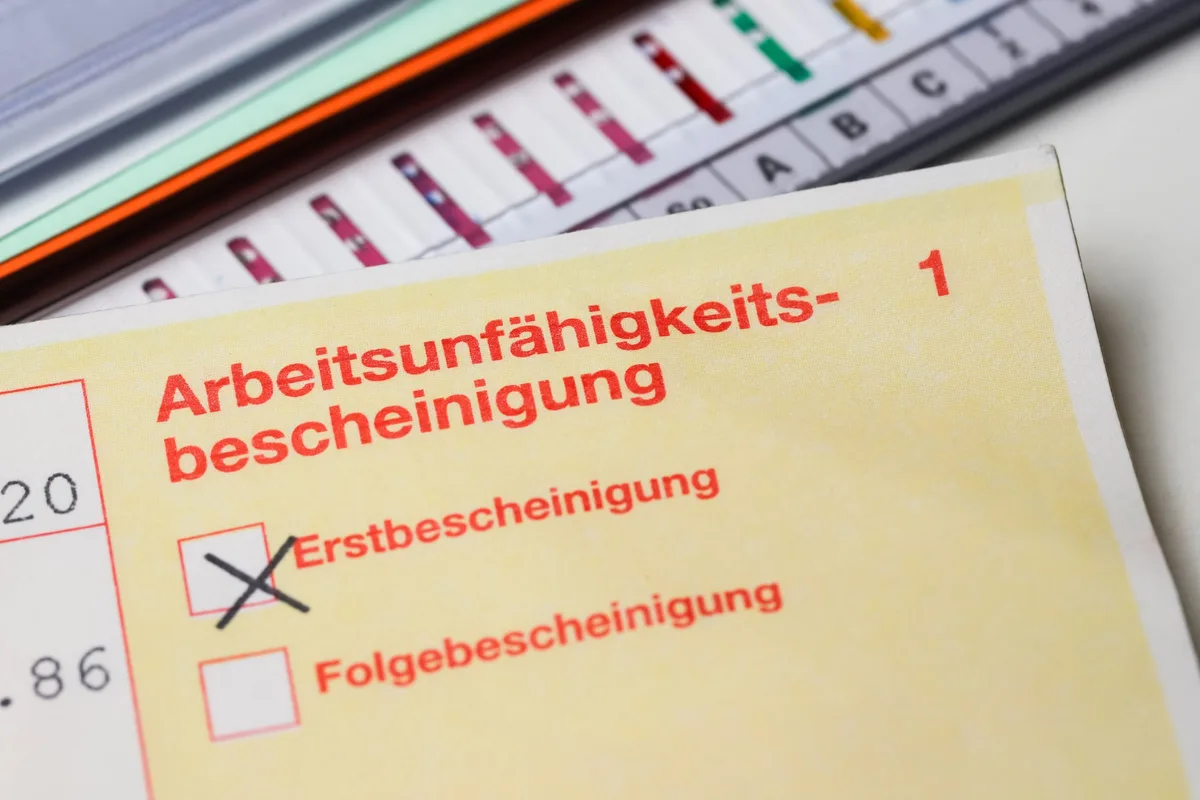 Die Menschen im Landkreis Heidenheim waren 2025 im Durchschnitt 20 Tage krankgeschrieben. 
