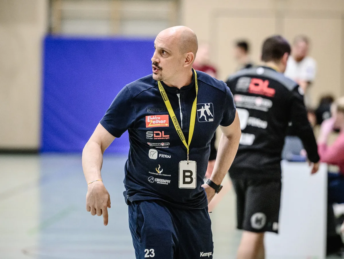 Handball: SHB gegen Deizisau Nicht glücklich über die Leistung seiner Mannschaft: SHB-Trainer Sebastian Schmid (hier ein Archivbild).