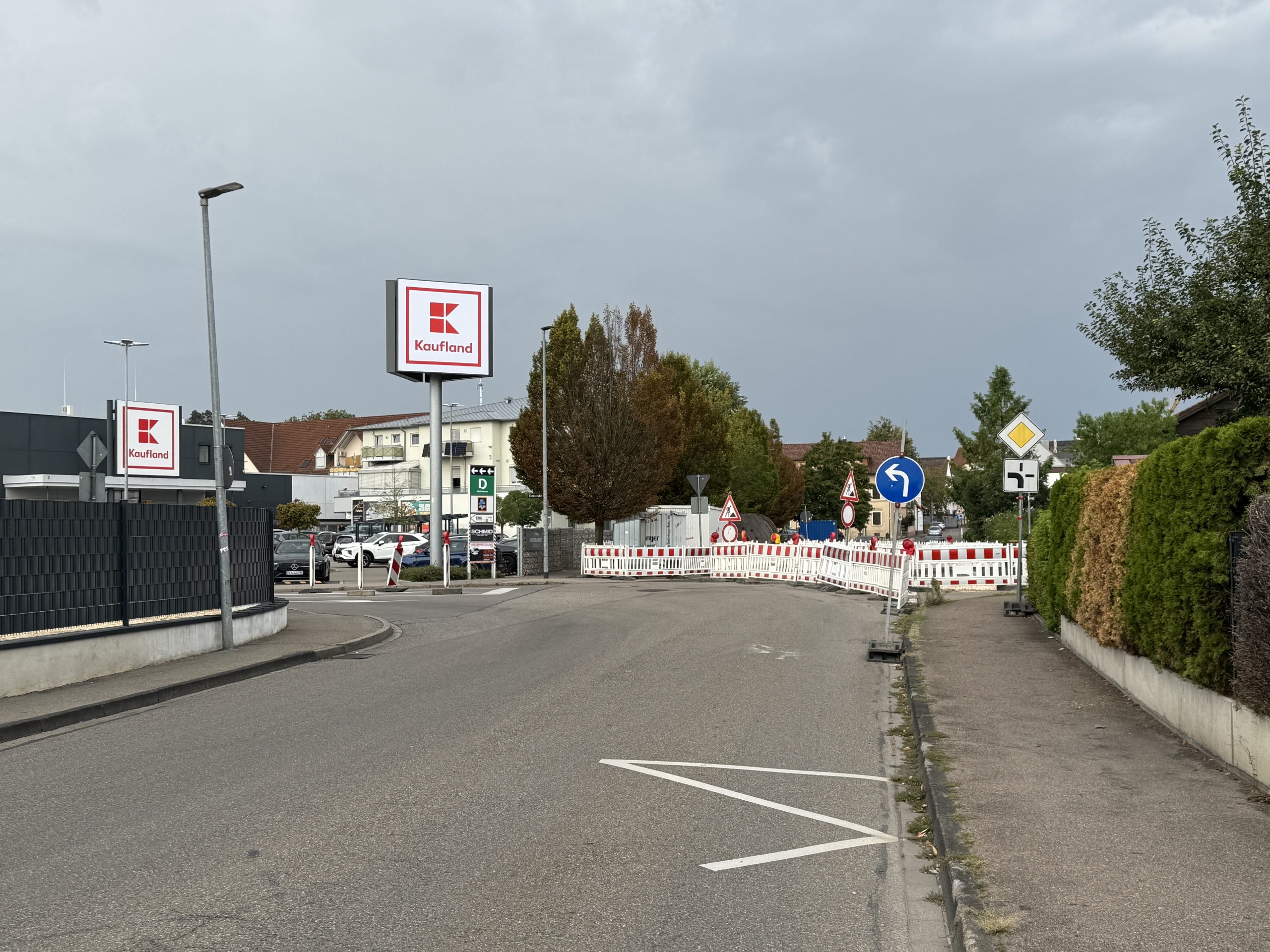 Am Montag startet der zweite Bauabschnitt in der Hähnlestraße. Dabei ist die Kreuzung an der Riedstraße komplett dicht.