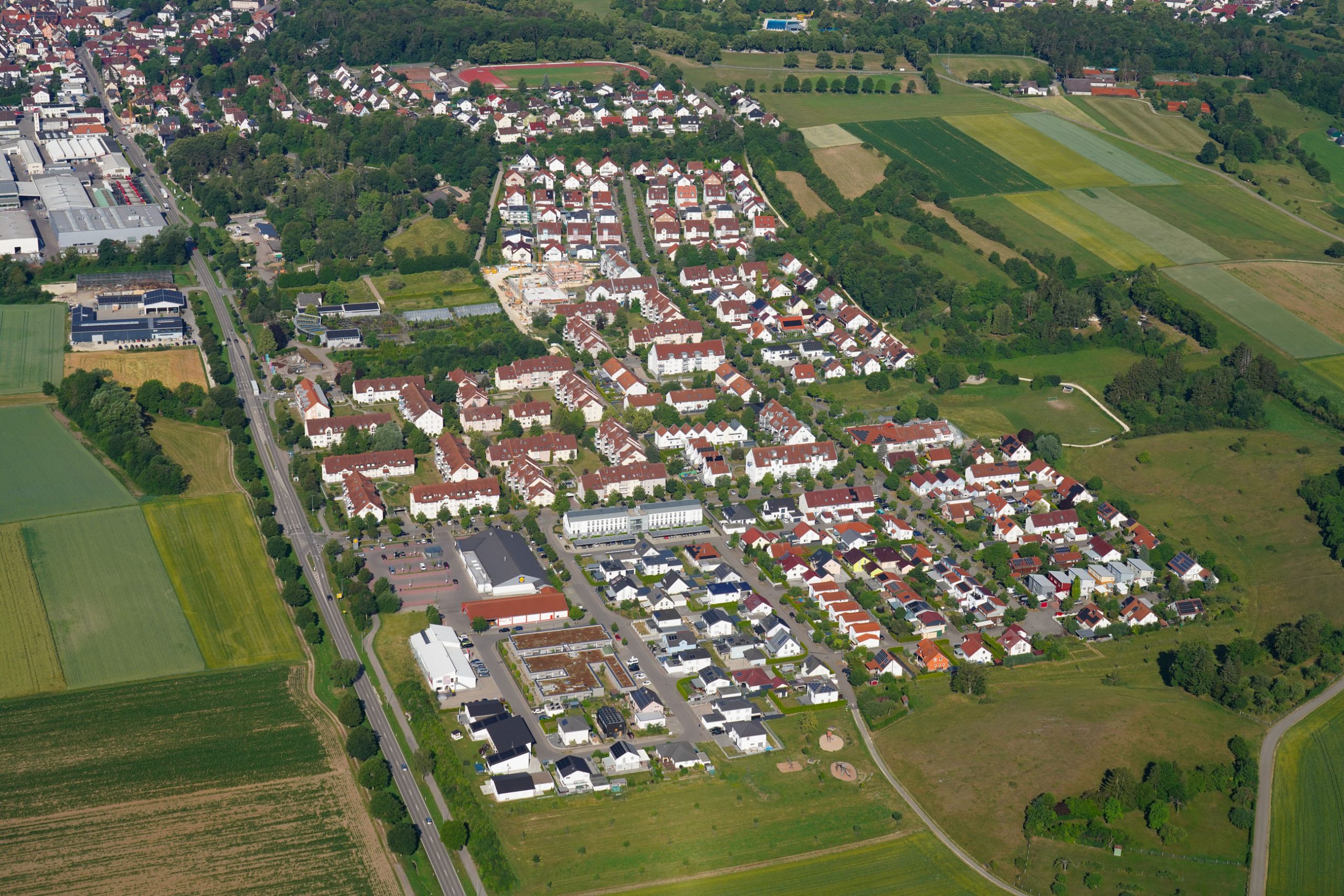 Die Memminger Wanne ist umgeben von viel Grün. Böller und andere Feuerwerkskörper können bei Trockenheit schnell brandgefährlich werden.