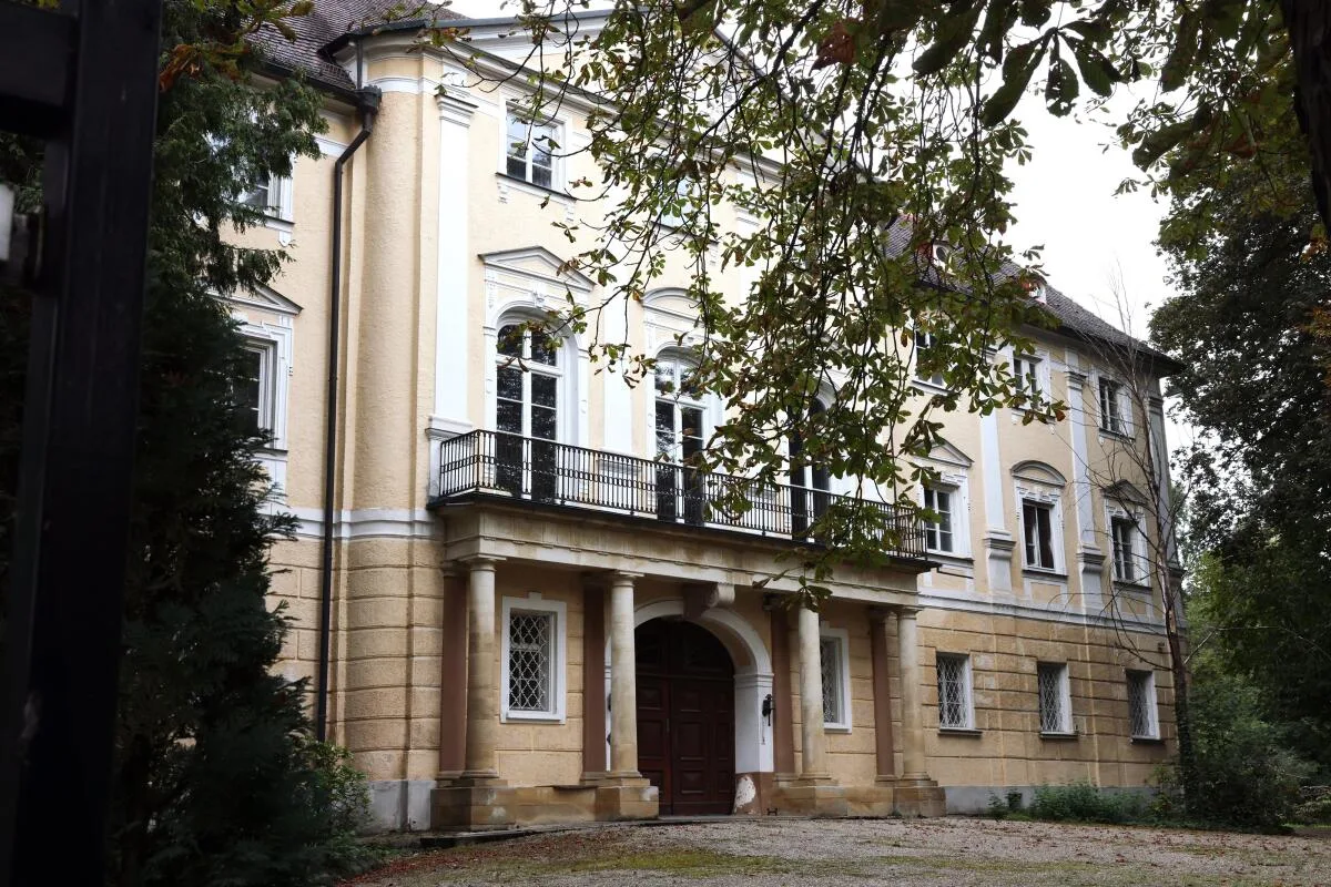 Schloss Niederstotzingen wird für 3,5 Millionen Euro verkauft.