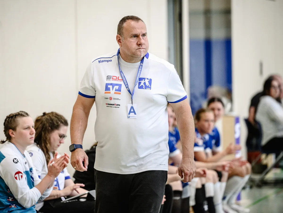 Frauenhandball: SHB gegen Waiblingen Hätte gegen den TSV Denkendorf gerne mehr Wechselmöglichkeiten gehabt: SHB-Trainer Sebastian Kieser.