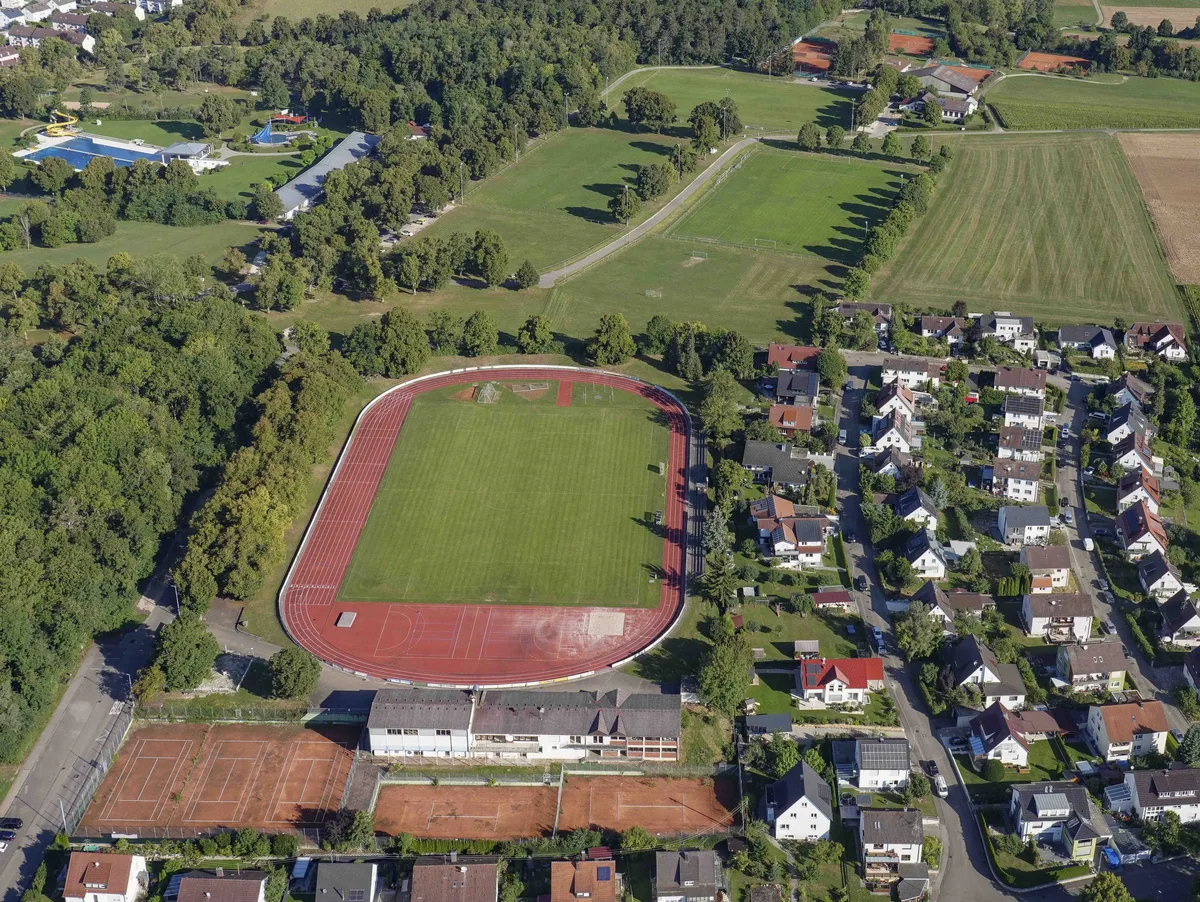 Bei der Sanierung der Sportflächen kommt die TSG Schritt für Schritt voran. Für weitere Investitionen wurde nun ein Darlehen aufgenommen.