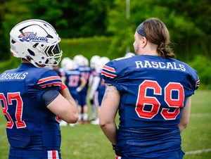 American Football: Hellenstein Rascals – Filderstadt Mustangs Keine Punkte für die Rascals: Die Heidenheimer Footballer kassieren beim Aufstiegsfavoriten Heilbronn Salt Miners die erste Saisonniederlage.