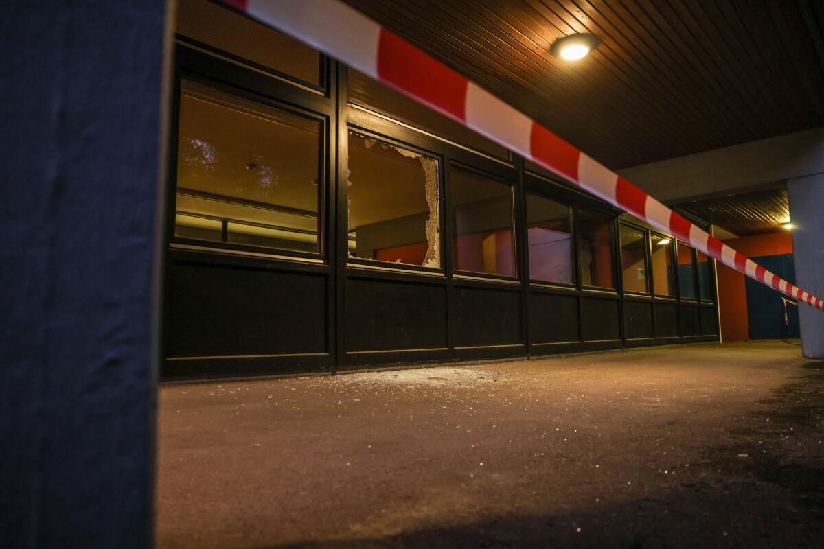In der Nacht zum Dienstag wurde versucht, in ein Schulgebäude im Heckental einzusteigen. 