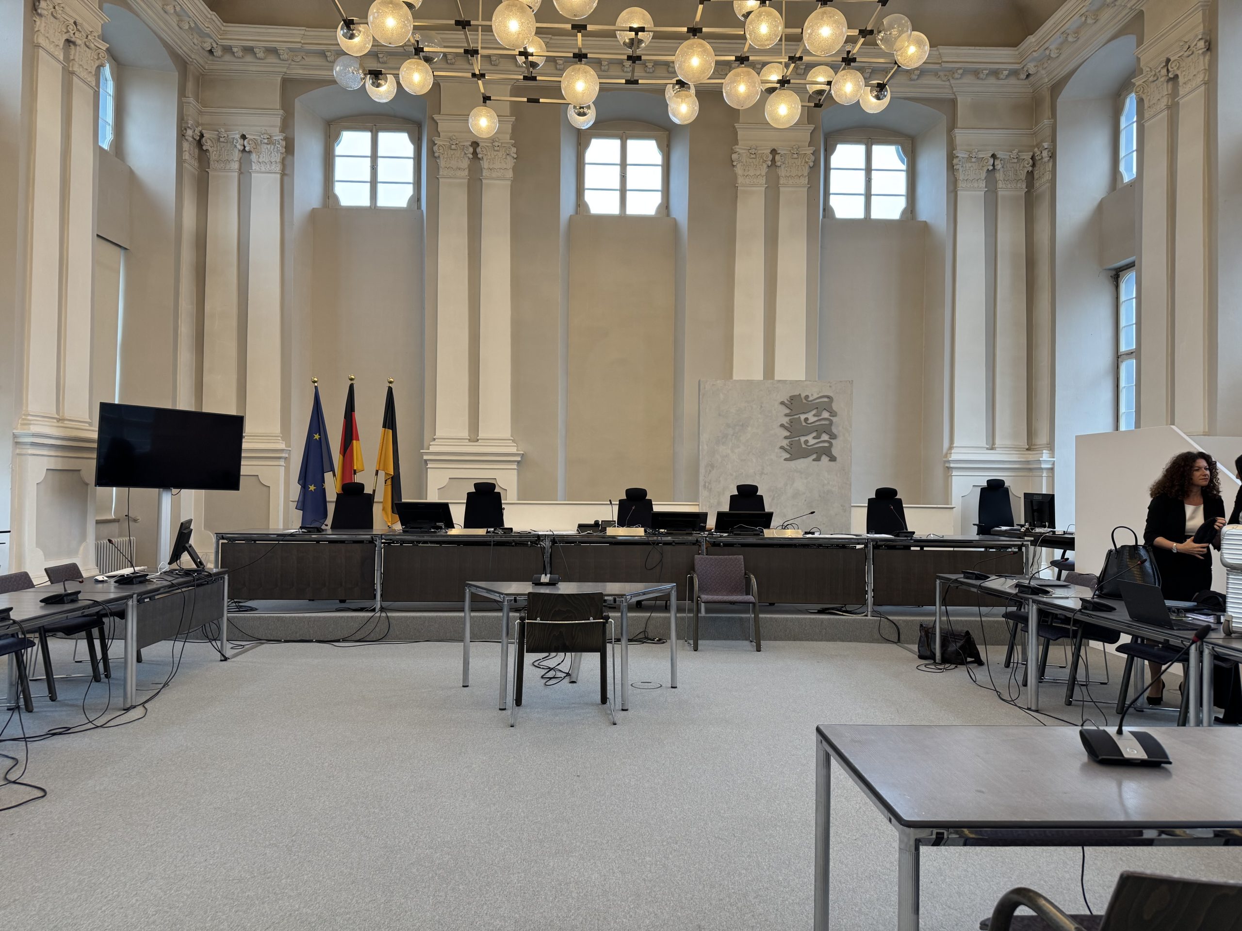 Im Schwurgerichtssaal des Ellwanger Landgerichts wird der Prozess gegen die vier jungen Heidenheimer geführt.