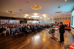 2026, Heidenheim, Innovationspreis, Peter Polta, Großes Interesse an innovativen Unternehmen aus Ostwürttemberg zeigte der Publikumsandrang bei der Verleihung des Innovationspreises im Sparkassen-Businessclub der Voith-Arena.