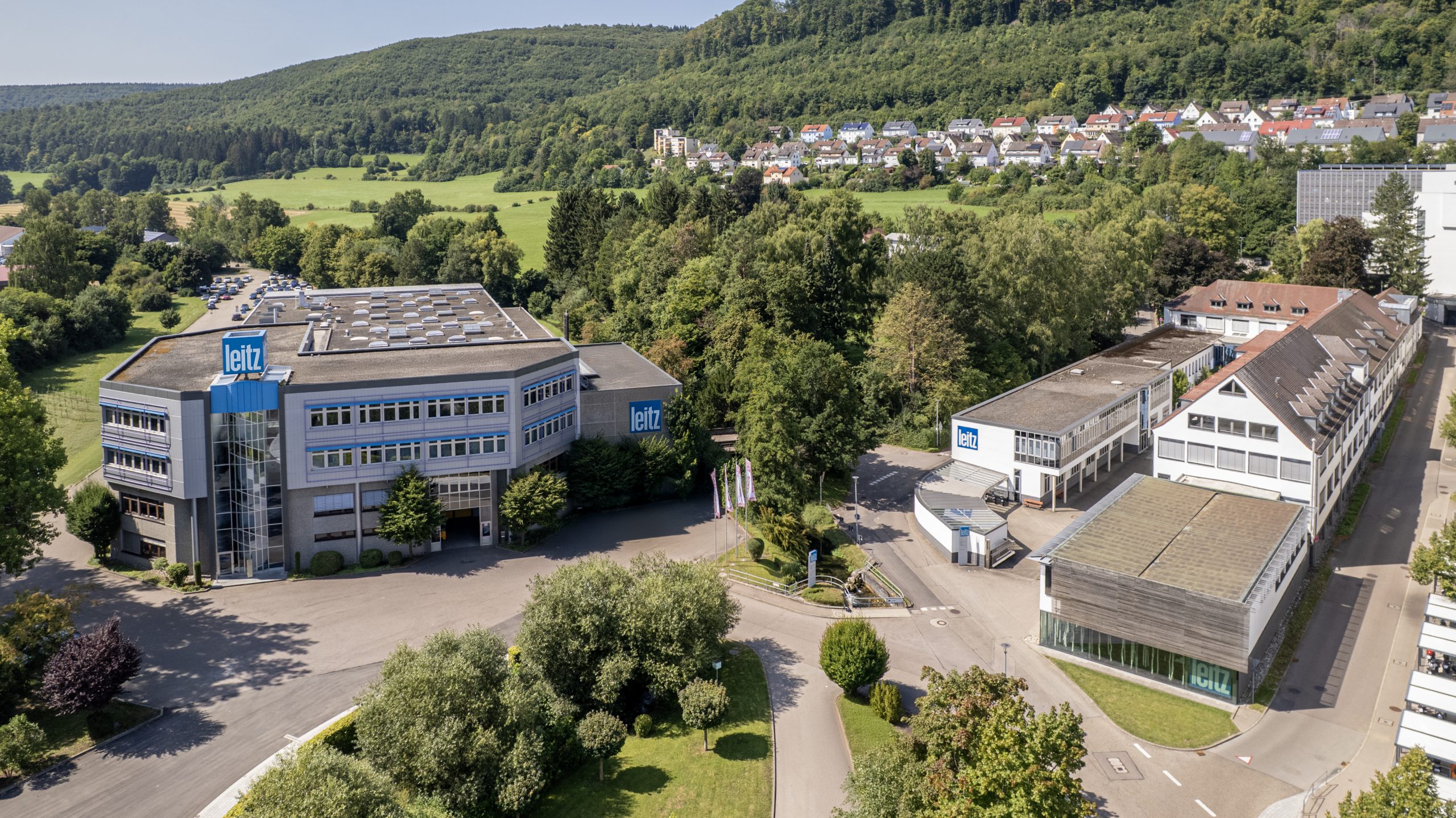 Seit 1876 befindet sich die Unternehmenszentrale von Leitz in Oberkochen, mittlerweile an der Leitzstraße. 
