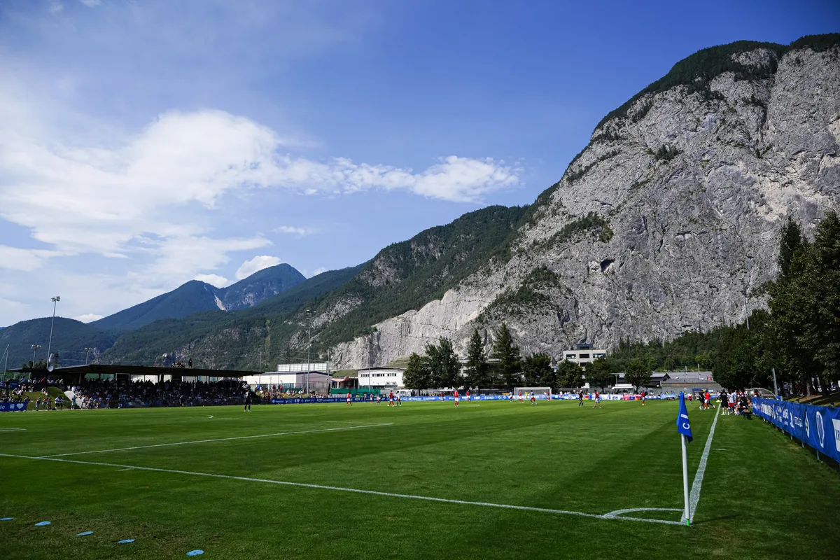 Beim Testspiel des 1. FC Heidenheim gegen den Hamburger SV soll es im Stadion in Kematen (Tirol) zu mehreren rassistischen Rufen von Fans gekommen sein.
