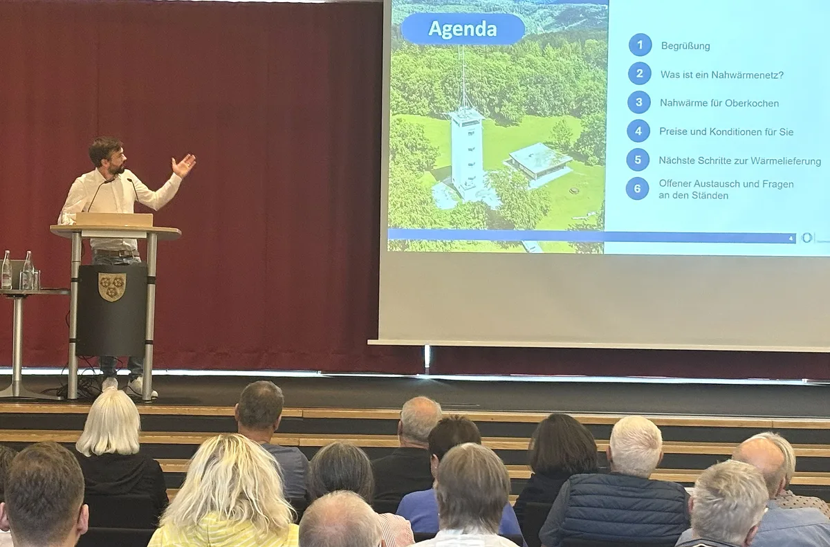 OKO-2 Die Stadt und die Stadtwerke informierten die Bürger über das geplante Nahwärmenetz.