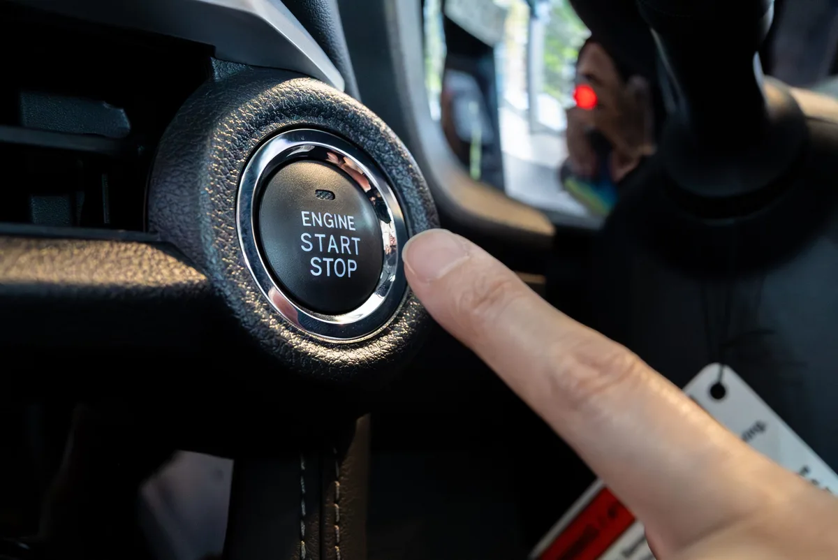 Keyless-Go: Moderne Autos sollen den Besitzern das Leben leichter machen – doch Diebe können die Systeme aushebeln. Keyless-Go: Moderne Autos sollen den Besitzern das Leben leichter machen – doch Diebe können die Systeme aushebeln.
