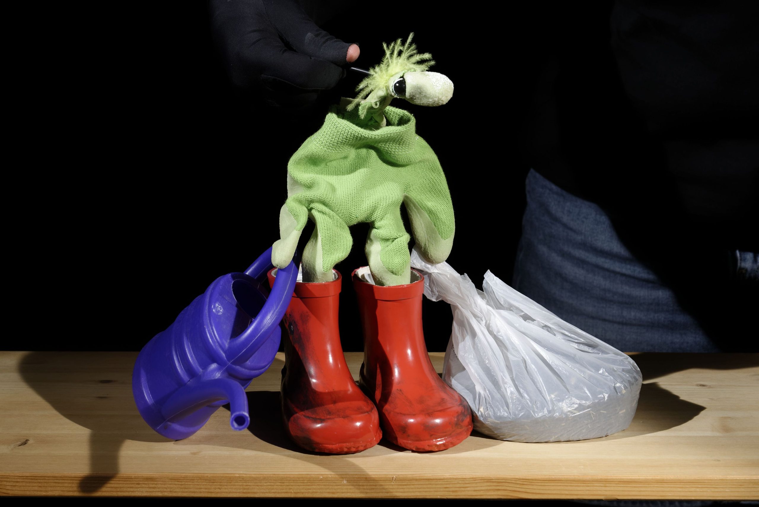 Das Figurentheater Hattenkofer kommt direkt von seinem Sitz am Chiemsee in die Stadtbibliothek Heidenheim.