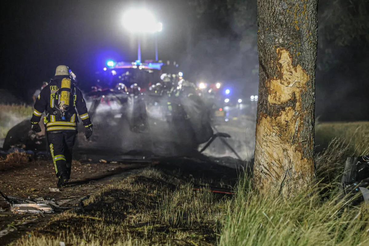 Bei einem Unfall zwischen Steinheim und Bartholomä starben am späten Dienstagabend zwei Menschen. 